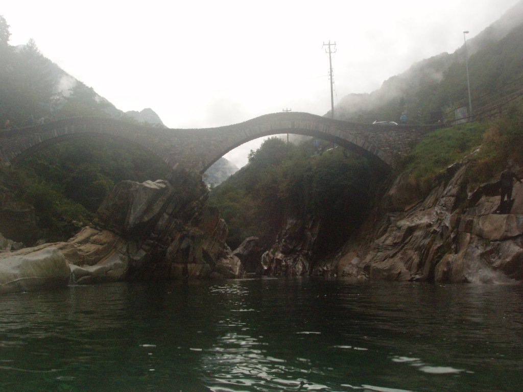 Pont Romain
Mots-clés: verzasca