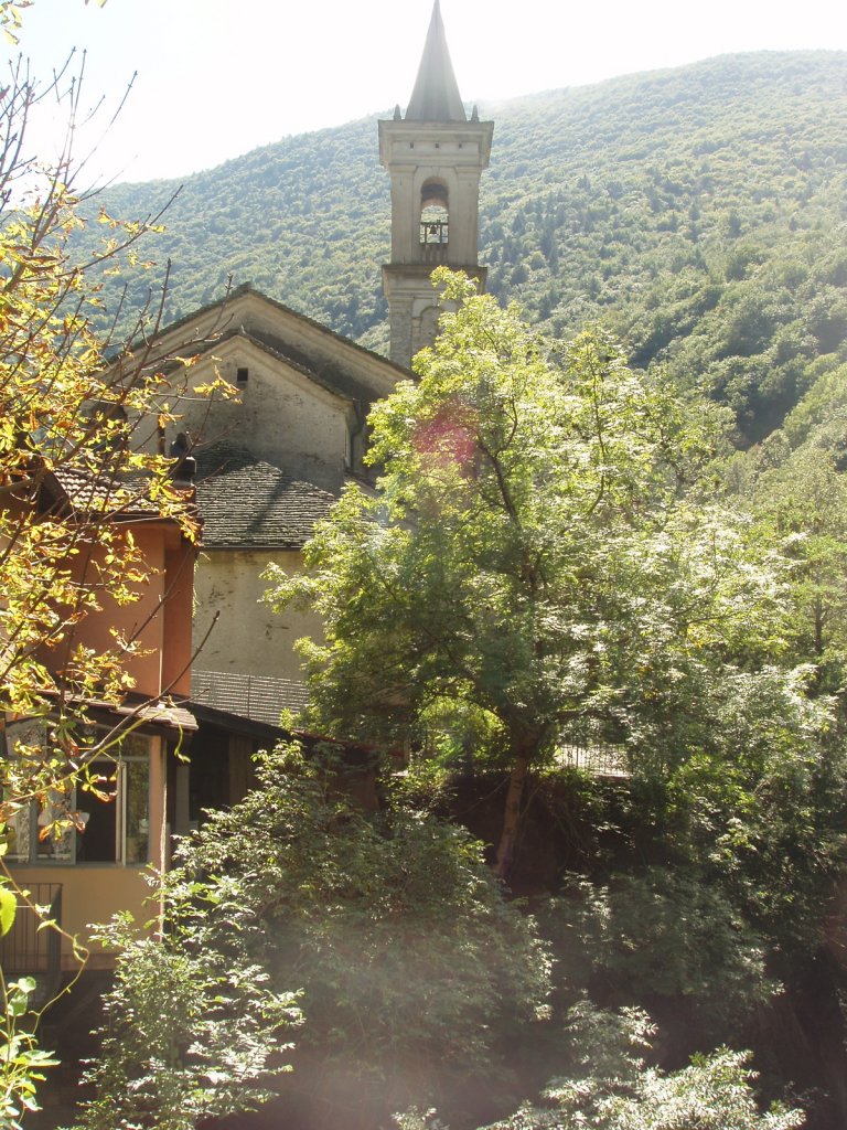 Ã©glise Sant'Anna
Mots-clés: Verzasca, Cannobino