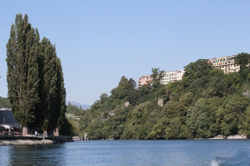 IMG_2422_28Copier29.JPG