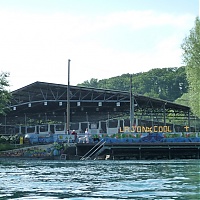 P1030945_28Copier29.JPG