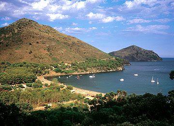 Cala monjoi.jpg
