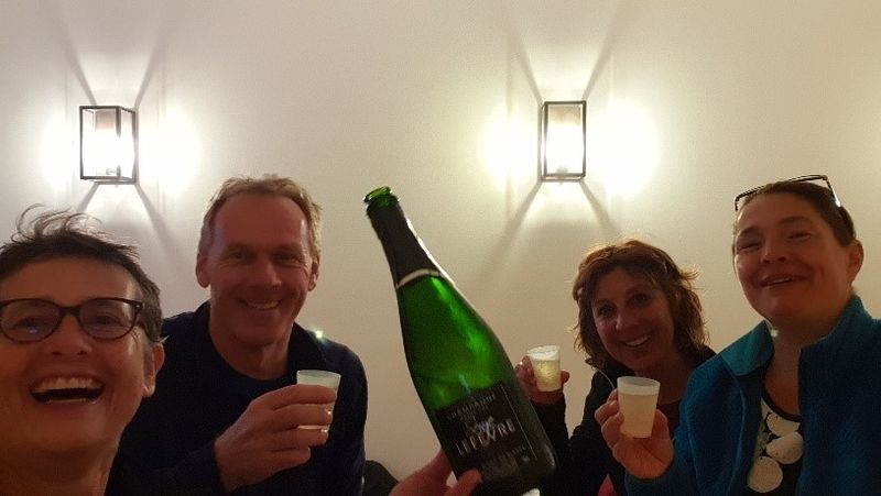 Fichier:Lac-Lou Champagne.jpg